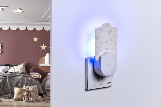 Mini UV395 lampe électrique anti-moustiques avec papier adhésif 9