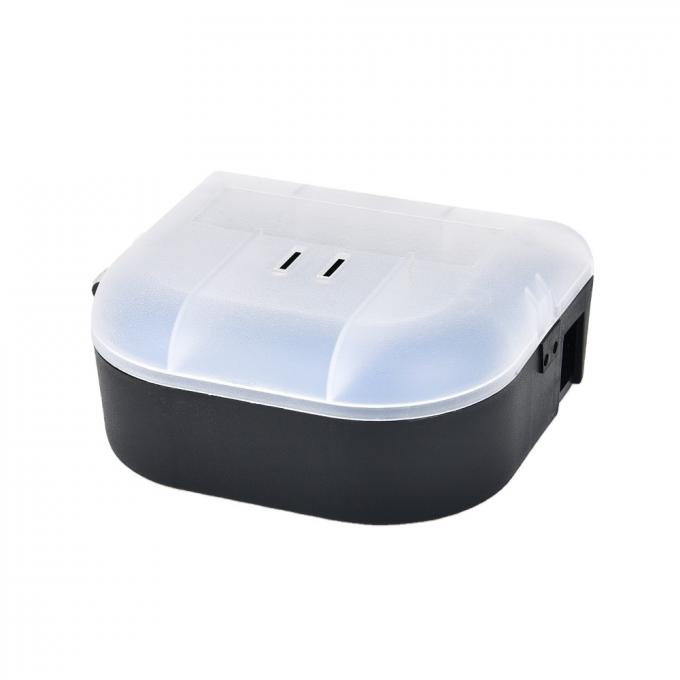 Une boîte de piège à souris sécurisée et semi-transparente 1
