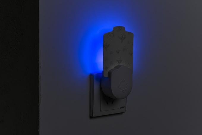 Contrôle des termites Plug-in Board colle Lampes collantes de piège à moustiques pour la destruction des moustiques à domicile et à l'extérieur 4