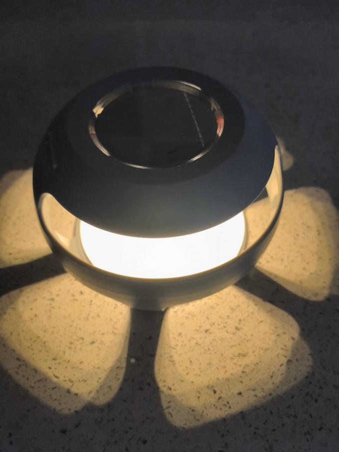 Temps de 12 heures Utilisé solaire Rechargeable Insectes Les moustiques piège collante avec une tension de décharge de 5,0 V 6
