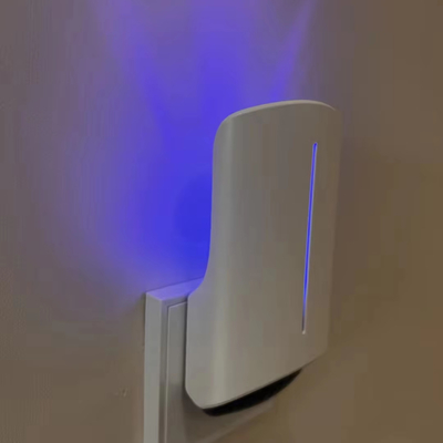 Un bon prix. Conception personnalisée UV 365 UV 395 Plug-In Moustiques Moustiques Gnats attrape-collants piège à insectes volant pour les espaces intérieurs et extérieurs en ligne