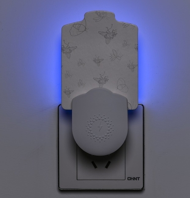 Un bon prix. Chambre intérieure électronique plug-in Lampette anti-moustiques Insectes Tueur de papillons en ligne