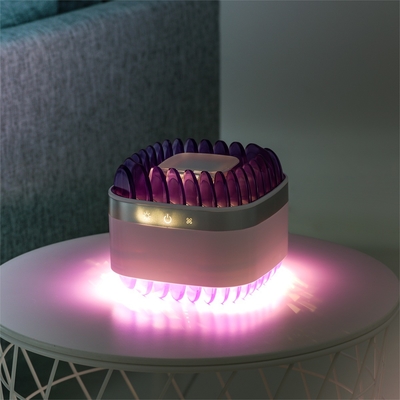 Un bon prix. 20 à 50 mètres carrés zone d'application Détructeur de moustiques à débit d'air avec ventilateur à aspiration et alimenté par USB en ligne